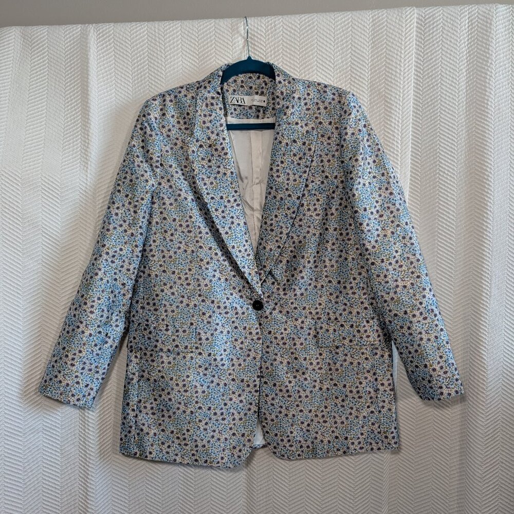 Zara Floral Blazer Oversized Blue & White Size Large Feminine Blogger's Favorite